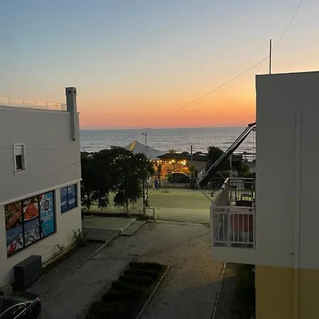 Seaview 2 Apartment *